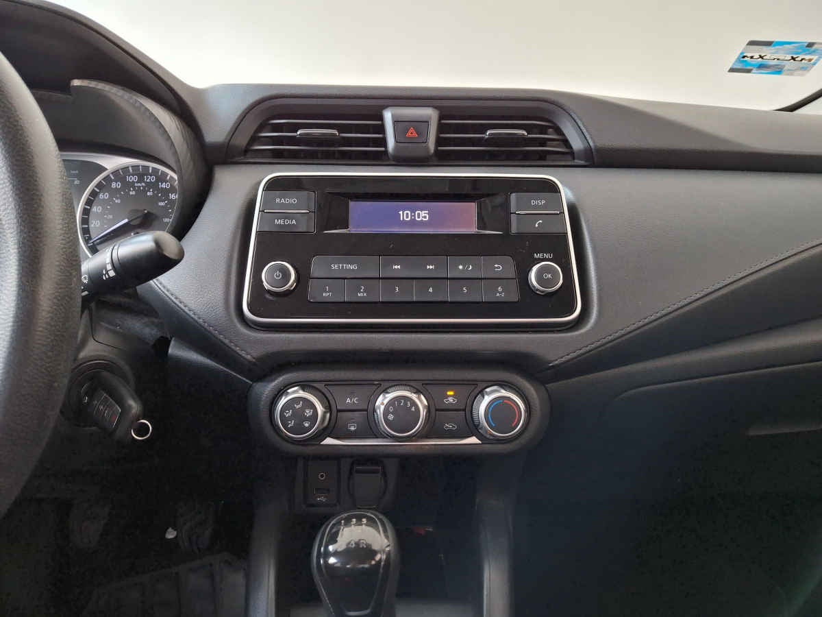 2021 Nissan Versa 4p Sense L4/1.6 Man