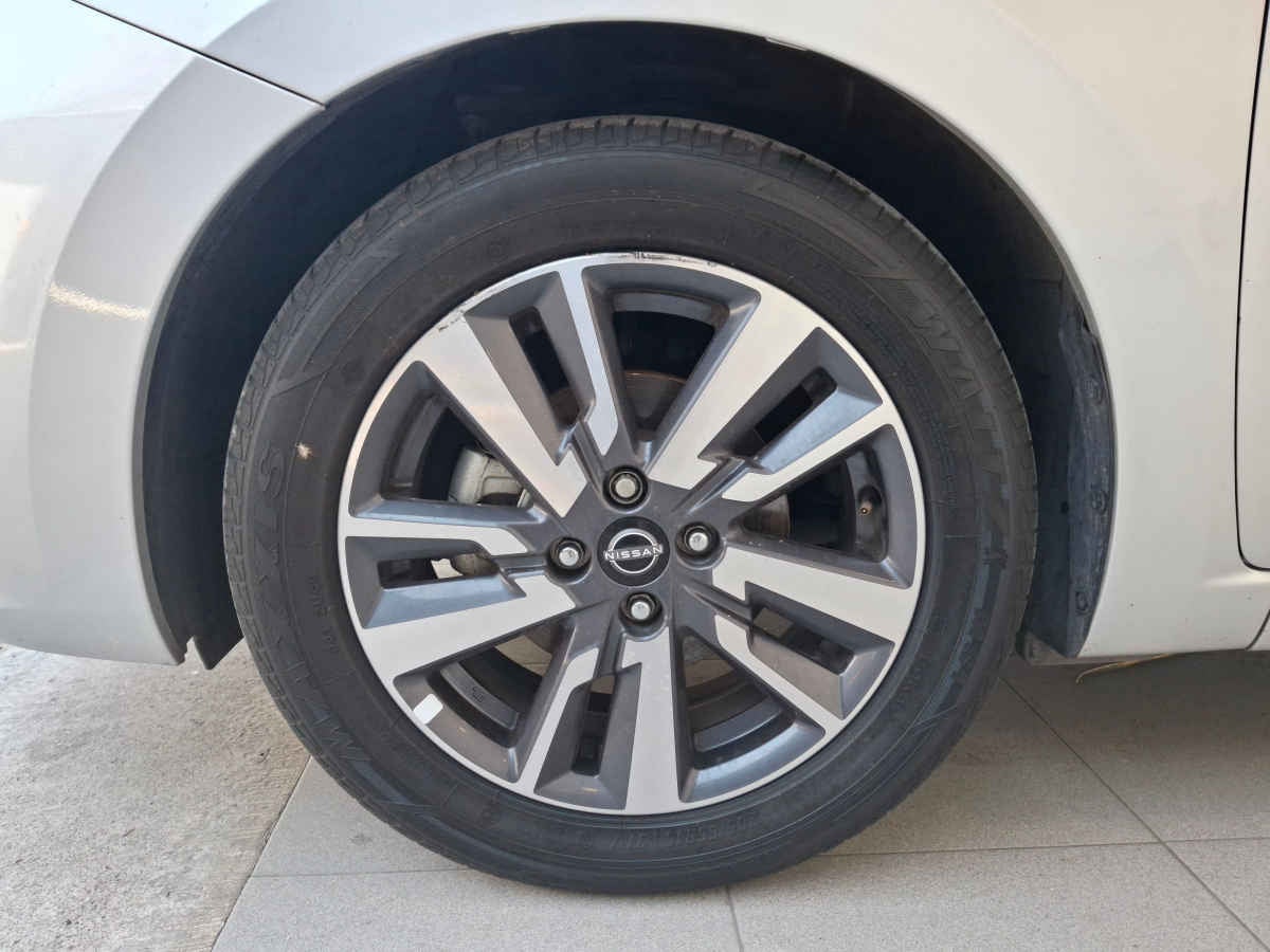 2024 Nissan Versa 4p Advance L4/1.6 Aut