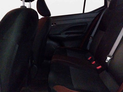 2024 Nissan Versa 4p SR L4/1.6 Aut