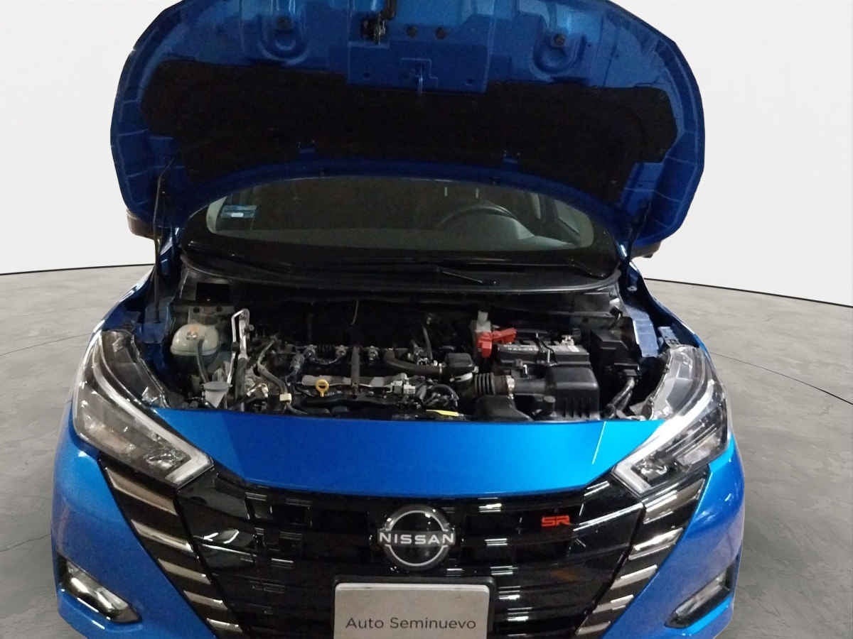 2024 Nissan Versa 4p SR L4/1.6 Aut