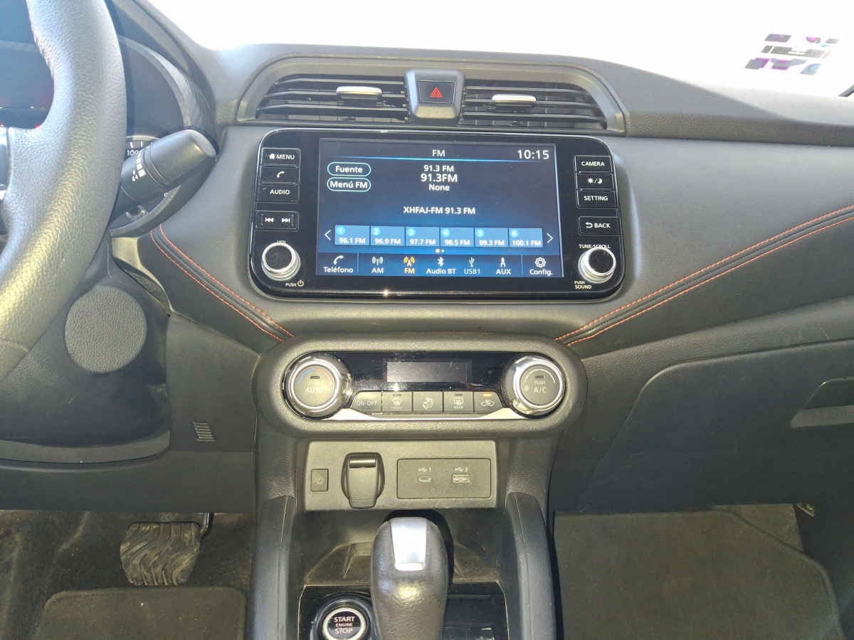 2024 Nissan Versa 4p SR L4/1.6 Aut