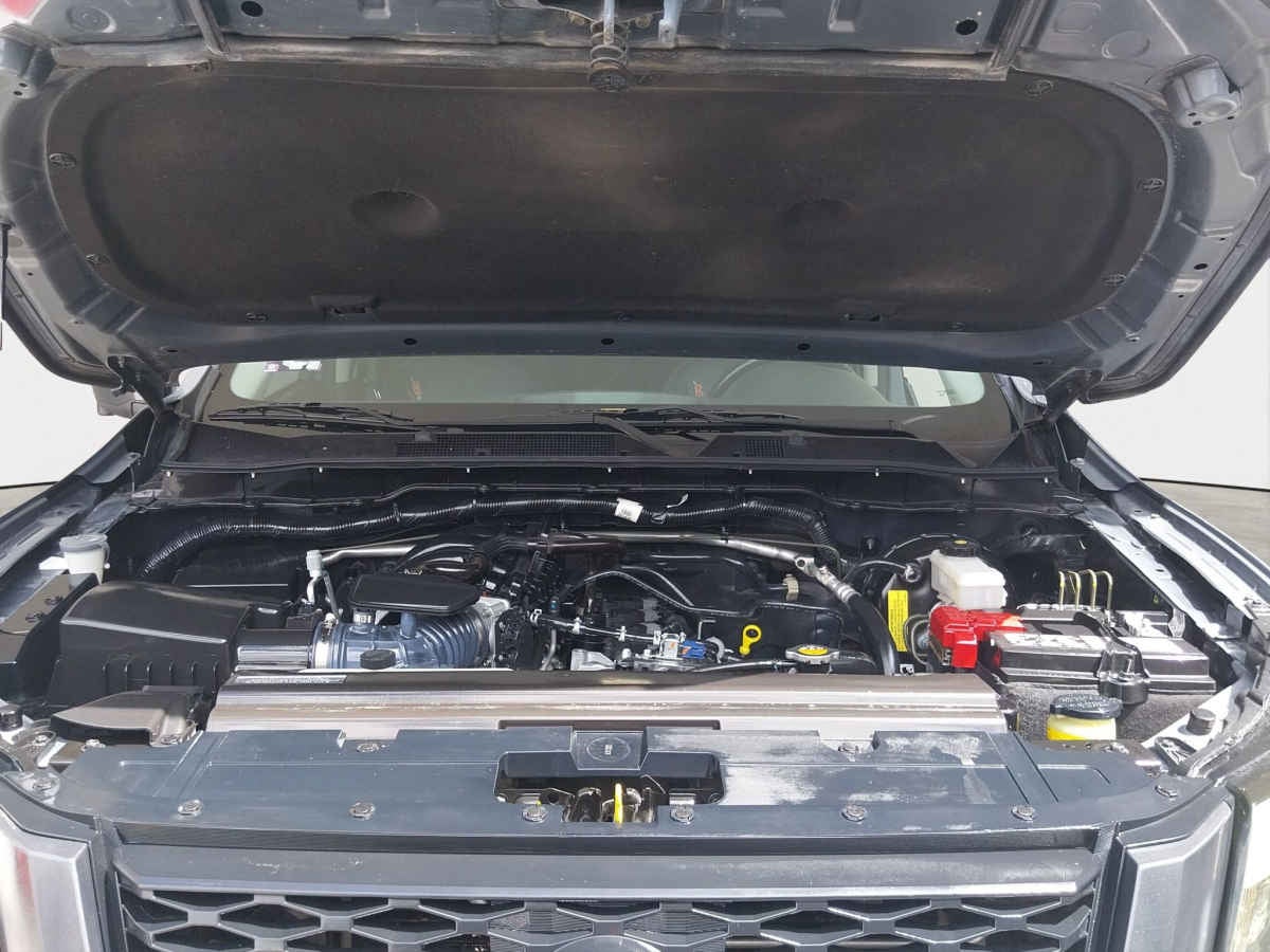 2024 Nissan Frontier 4p Pro-4X L4/2.5 Aut 4x4