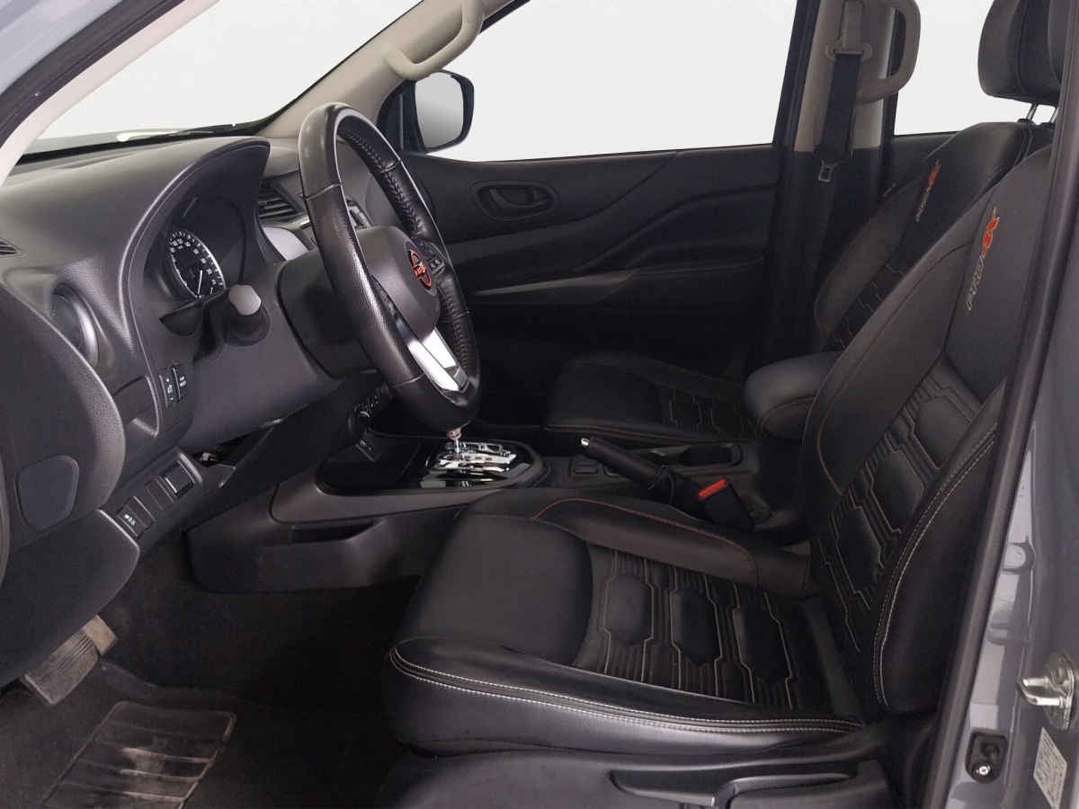 2024 Nissan Frontier 4p Pro-4X L4/2.5 Aut 4x4