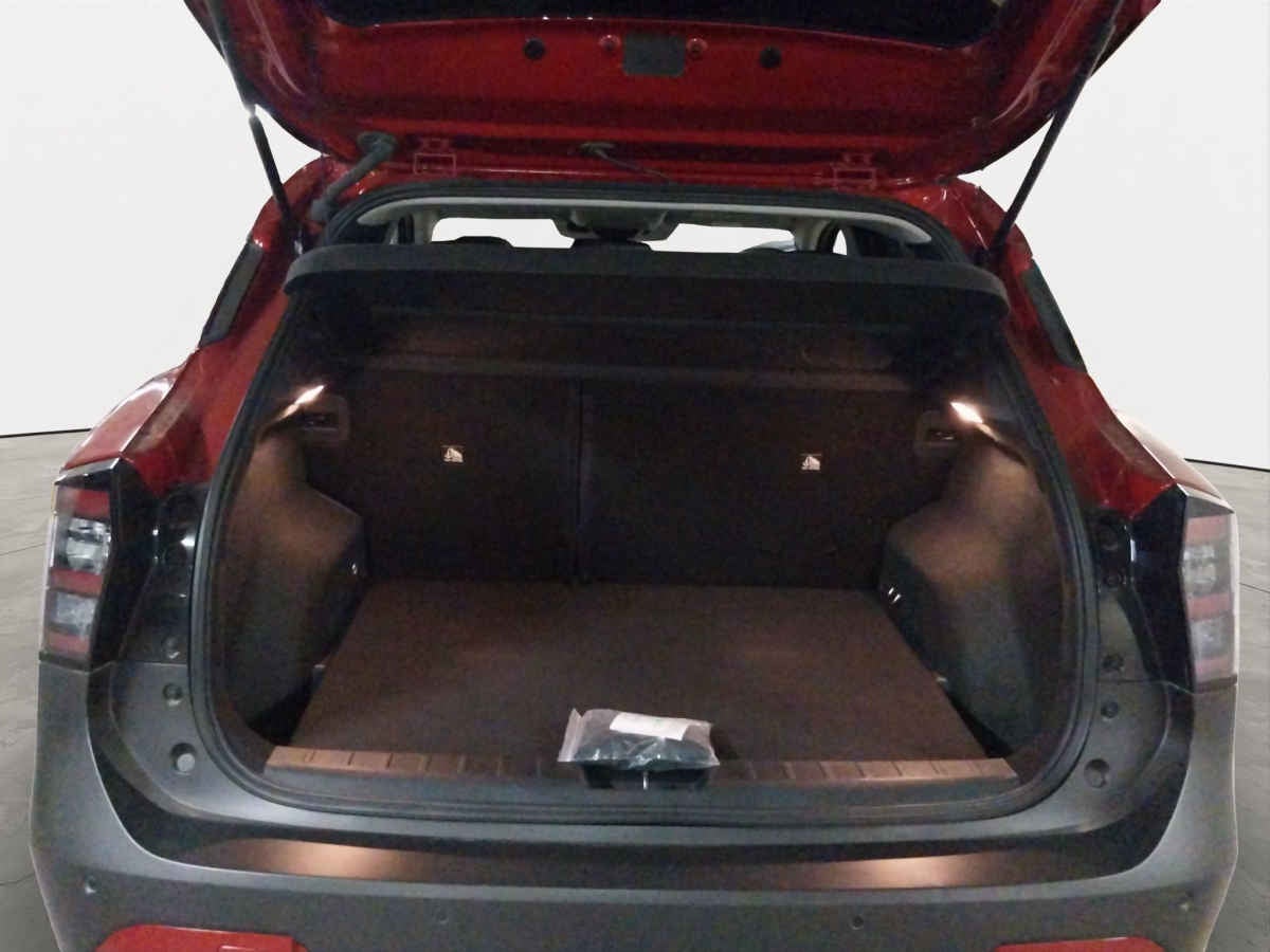 2025 Nissan Kicks 5p Platinum L4/2.0 Aut