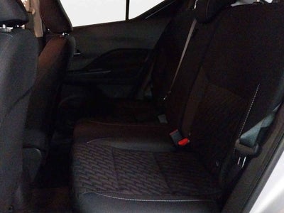 2025 Nissan Kicks 5p Play Advance L4/1.6 Aut