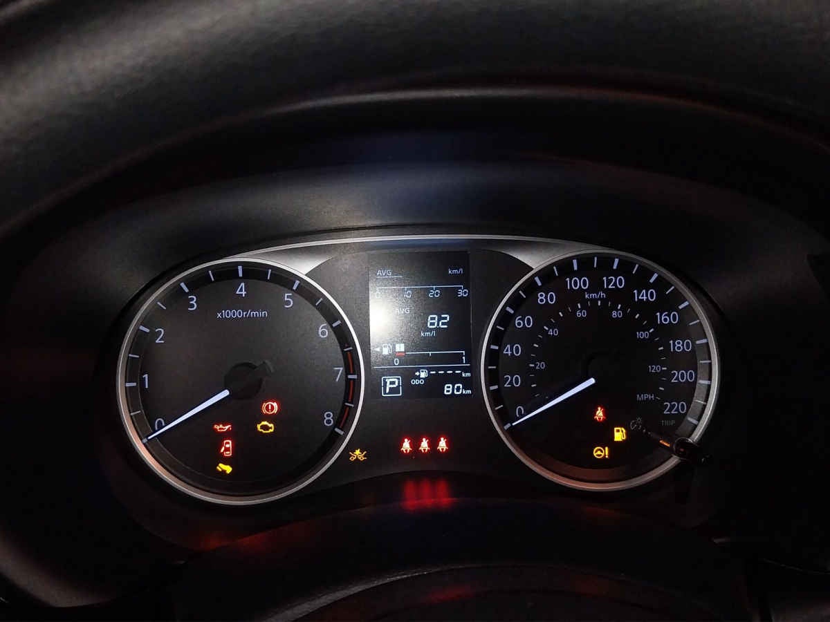 2025 Nissan Kicks 5p Play Advance L4/1.6 Aut