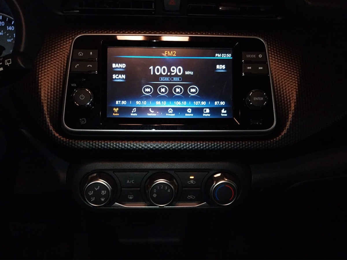 2025 Nissan Kicks 5p Play Advance L4/1.6 Aut