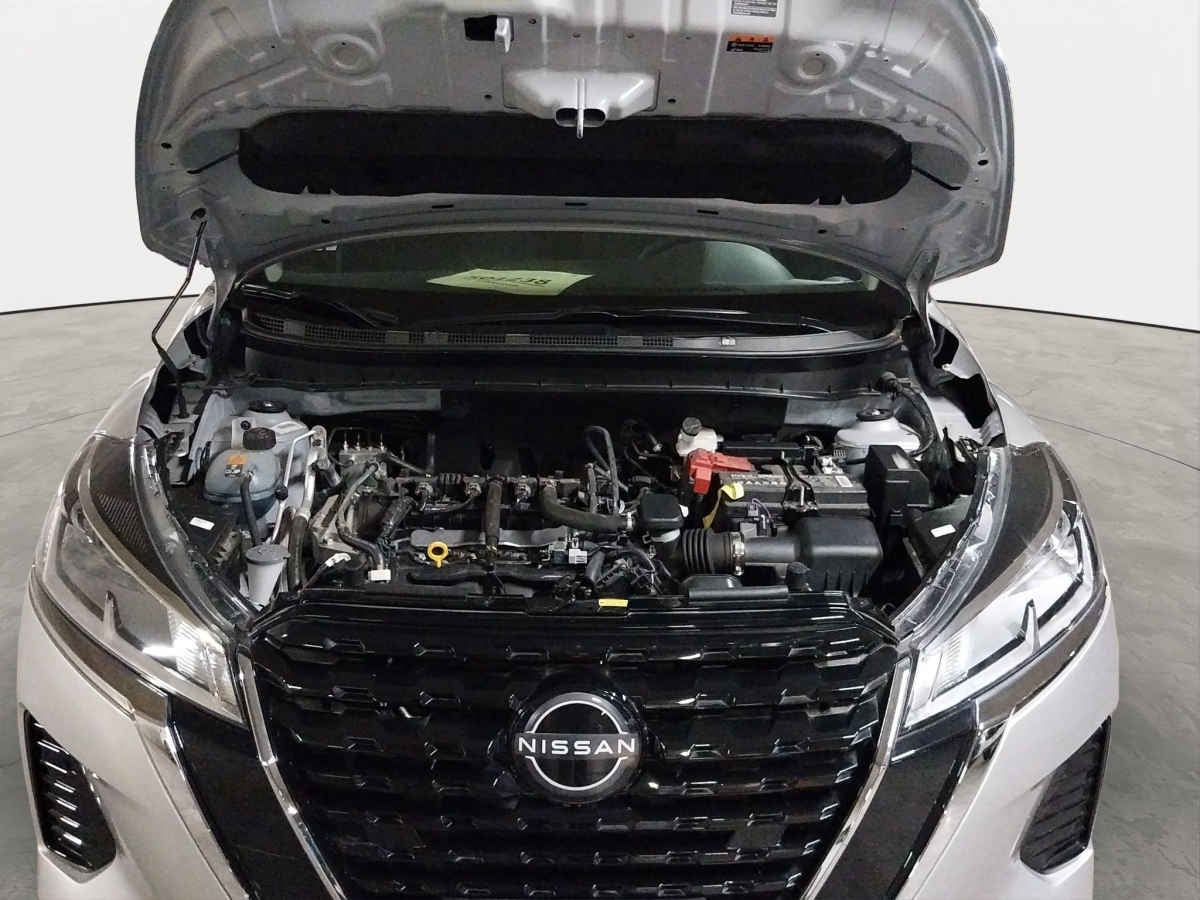 2025 Nissan Kicks 5p Play Advance L4/1.6 Aut