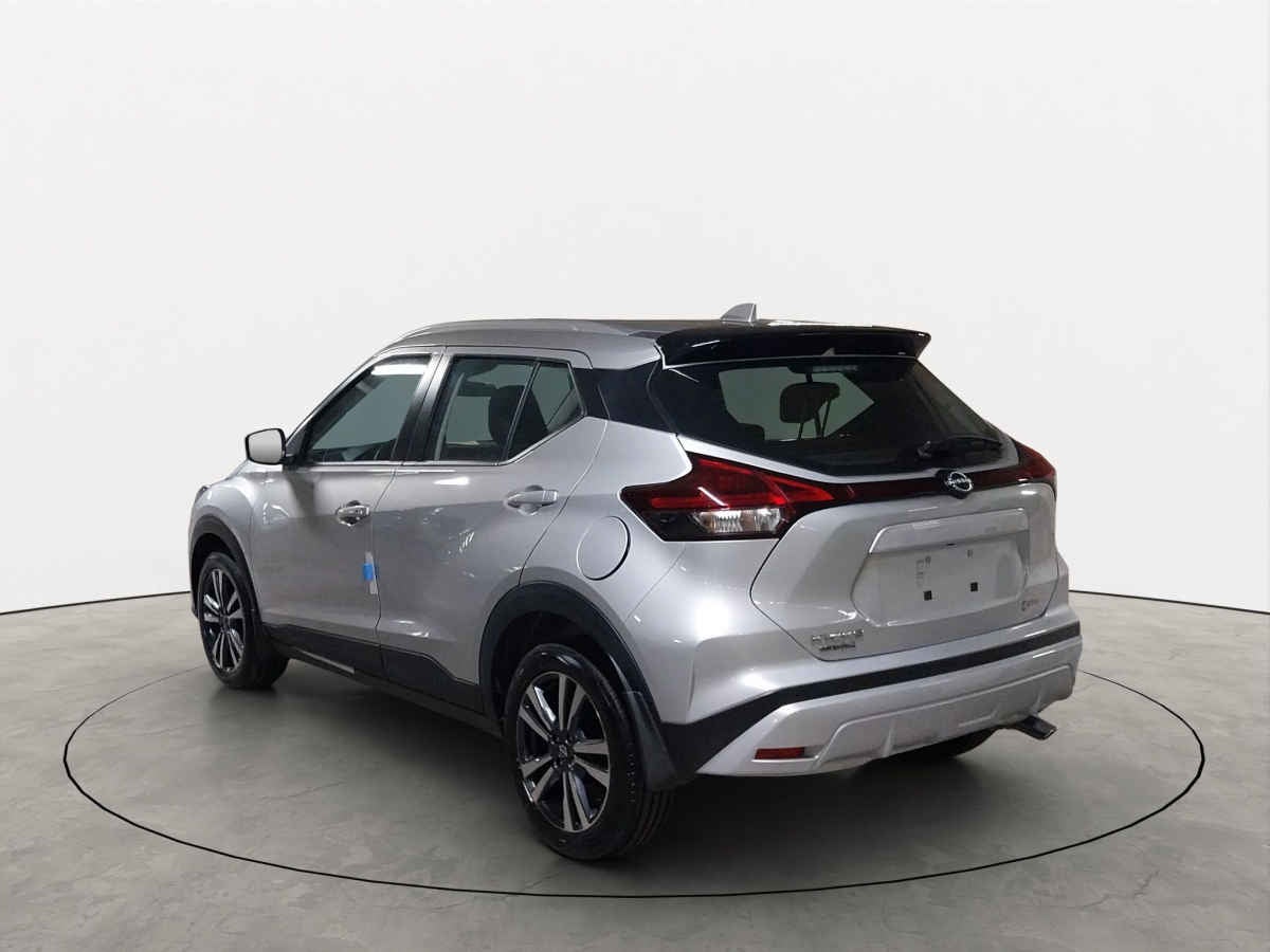 2025 Nissan Kicks 5p Play Advance L4/1.6 Aut