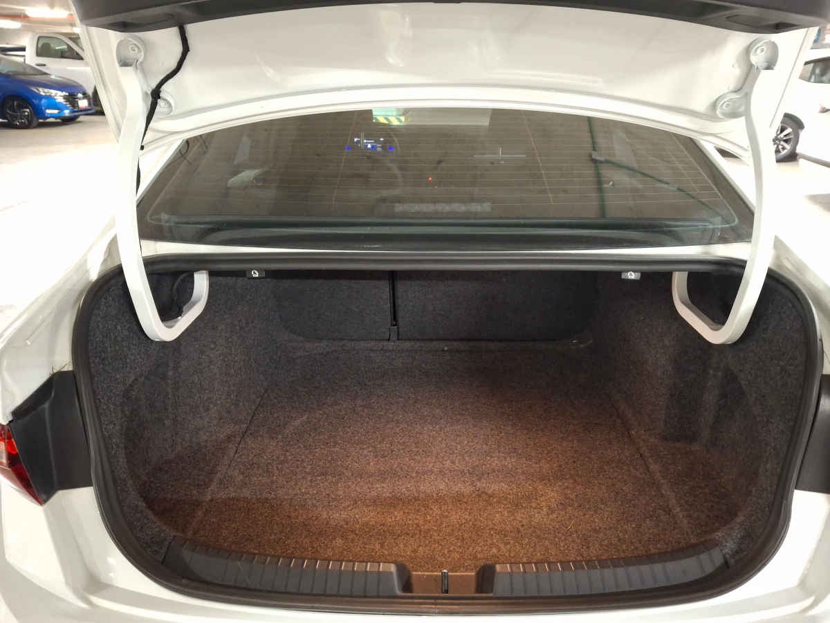 2024 Volkswagen Jetta 4p Trendline L4/1.4/T Aut