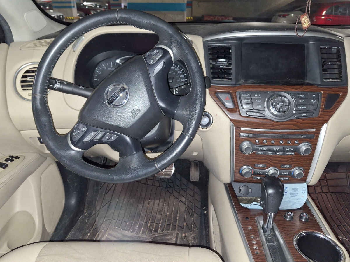 2017 Nissan Pathfinder 5p Exclusive V6/3.5 Aut