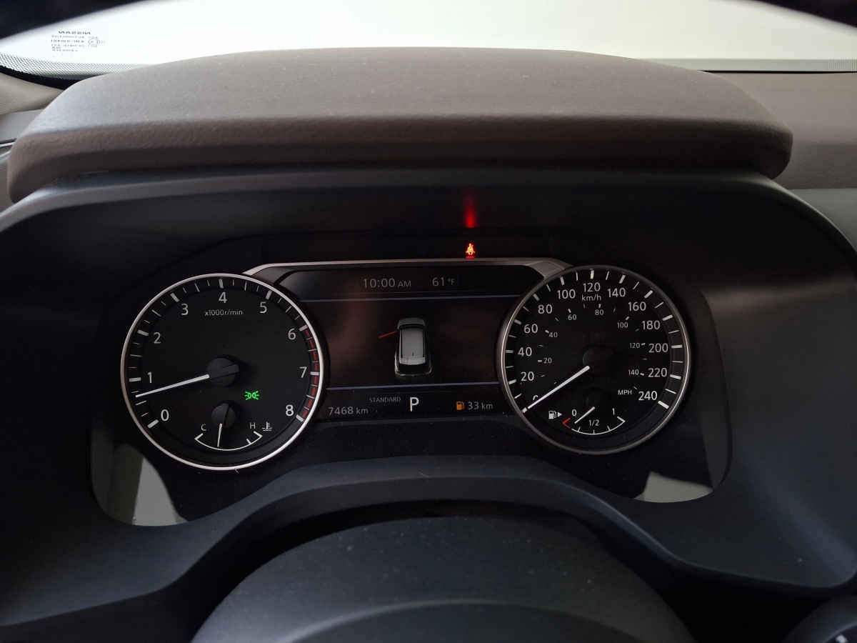 2025 Nissan X-Trail 5p Exclusive 2 Row L4/2.5 Aut