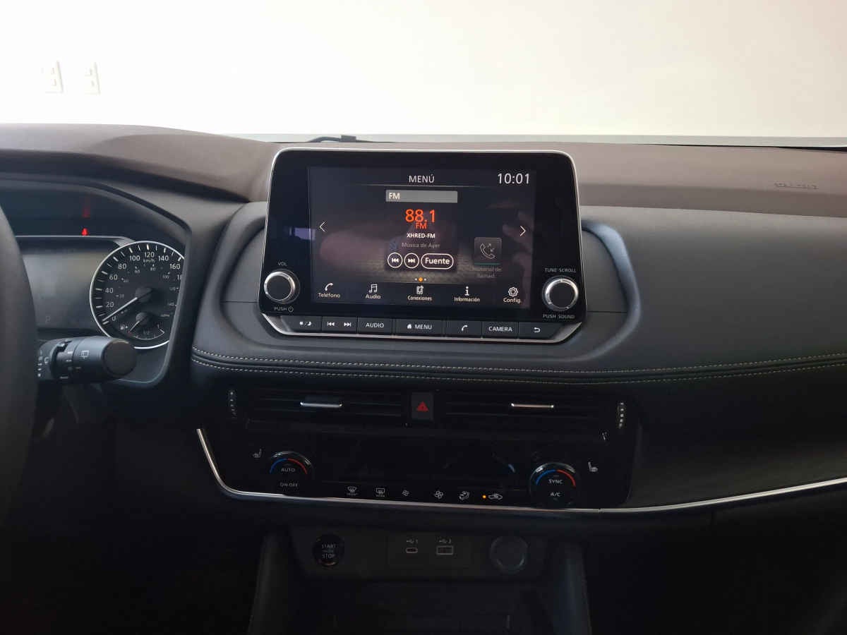 2025 Nissan X-Trail 5p Exclusive 2 Row L4/2.5 Aut