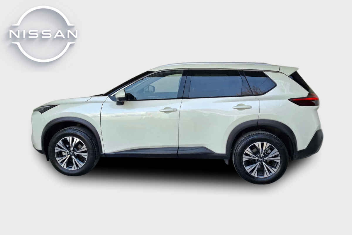 2025 Nissan X-Trail 5p Exclusive 2 Row L4/2.5 Aut