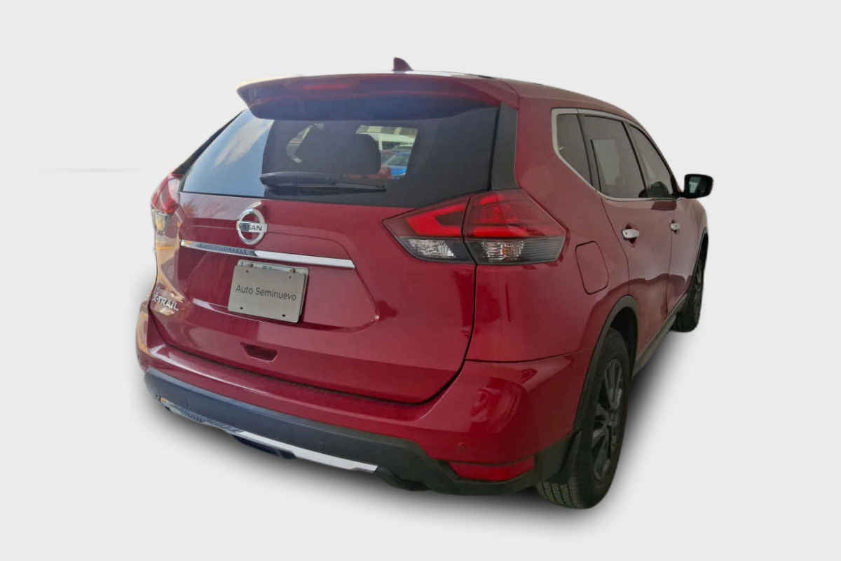 2022 Nissan X-Trail 5p Sense 3 L4/2.5 Aut Banca abatible