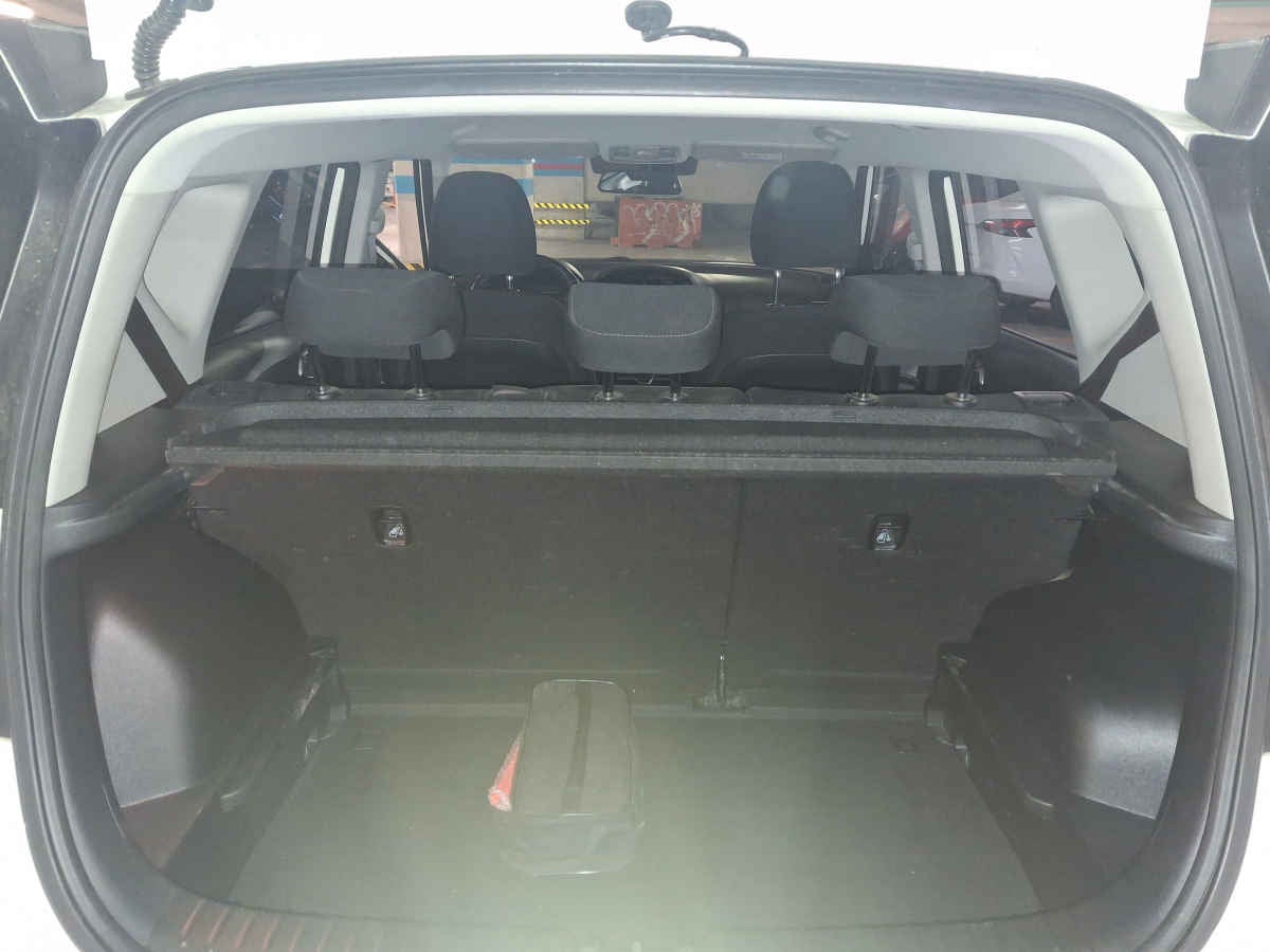 2022 Kia Soul 5p EX 2.0 L 147 HP IVT A/AC f. led RA-17"