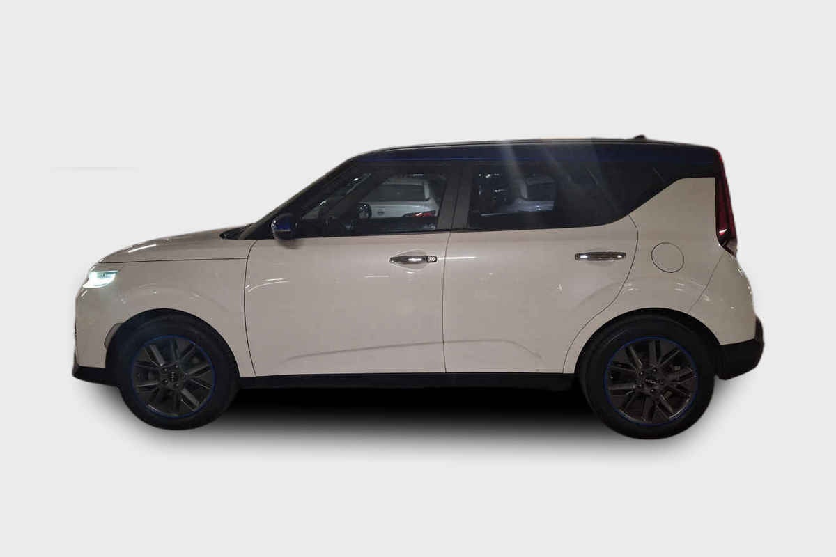 2022 Kia Soul 5p EX 2.0 L 147 HP IVT A/AC f. led RA-17"