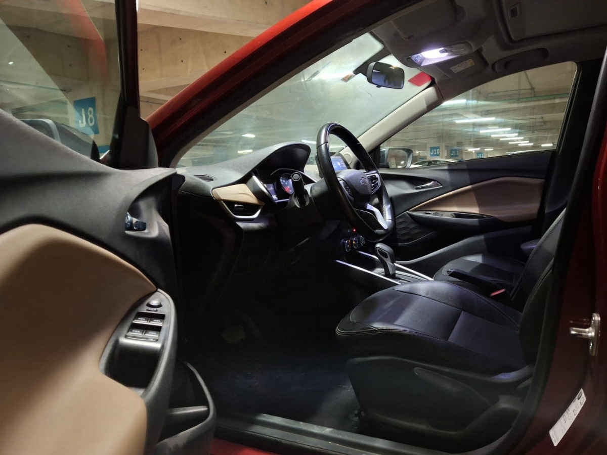 2023 Chevrolet Onix 4p Premier Red Line L3/1.2/T Aut