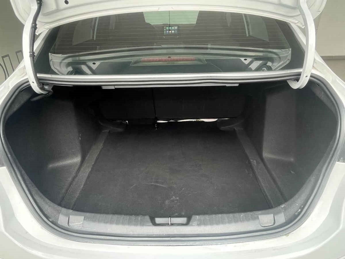 2023 Chevrolet Onix 4p Premier Red Line L3/1.2/T Aut