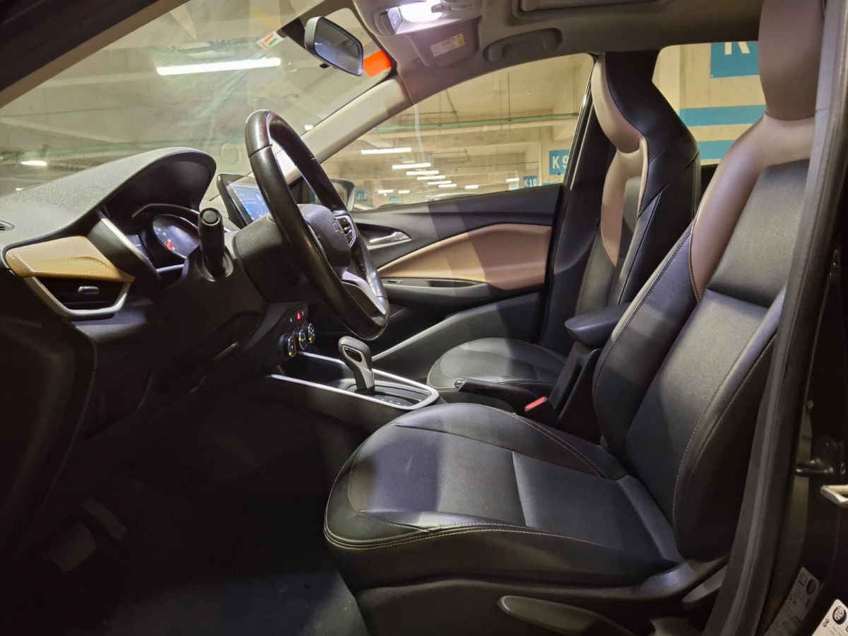 2023 Chevrolet Onix 4p Premier Red Line L3/1.2/T Aut