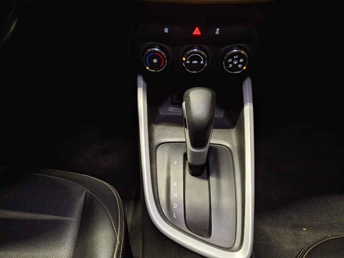 2023 Chevrolet Onix 4p Premier Red Line L3/1.2/T Aut