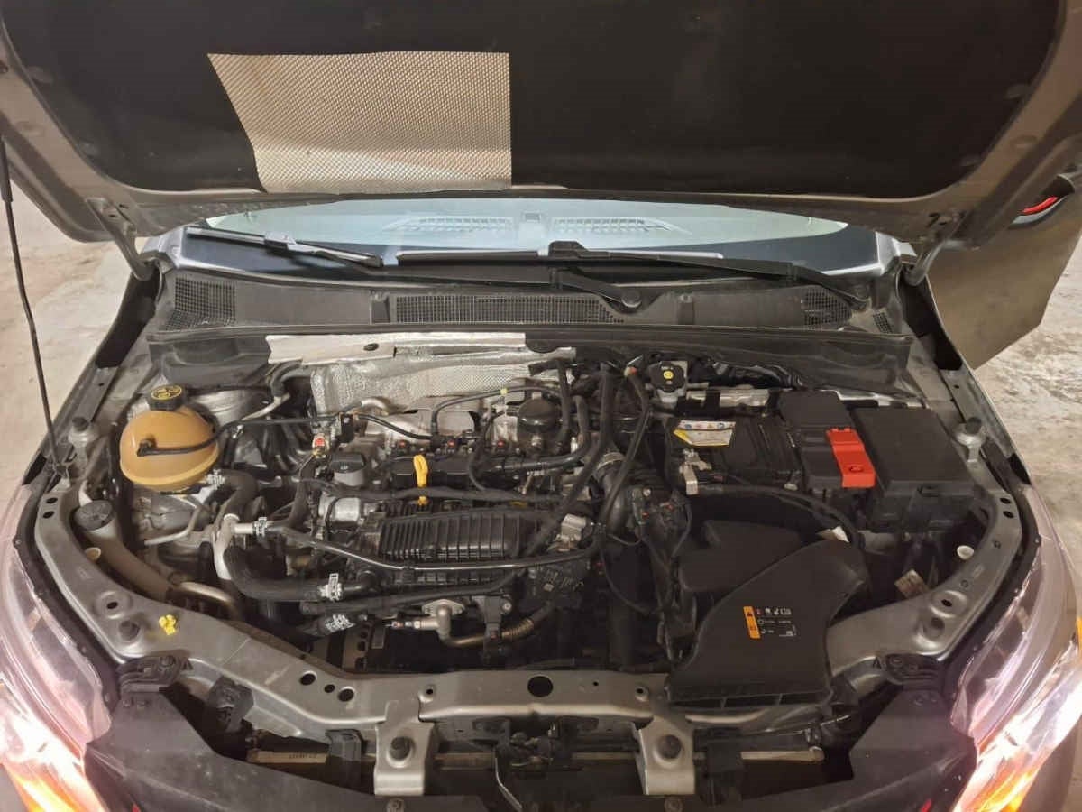 2023 Chevrolet Onix 4p Premier Red Line L3/1.2/T Aut