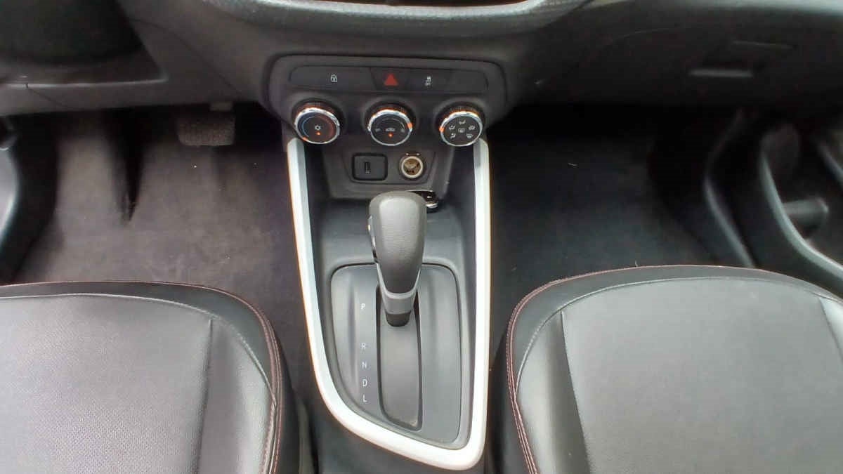 2023 Chevrolet Onix 4p Premier Red Line L3/1.2/T Aut