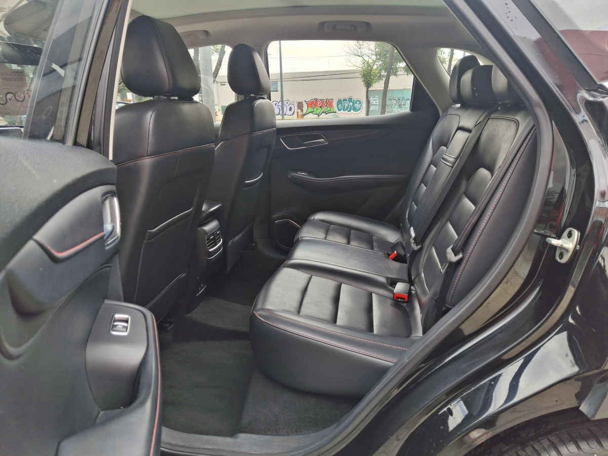 2023 MG HS 5p Excite L4/1.5/T Aut