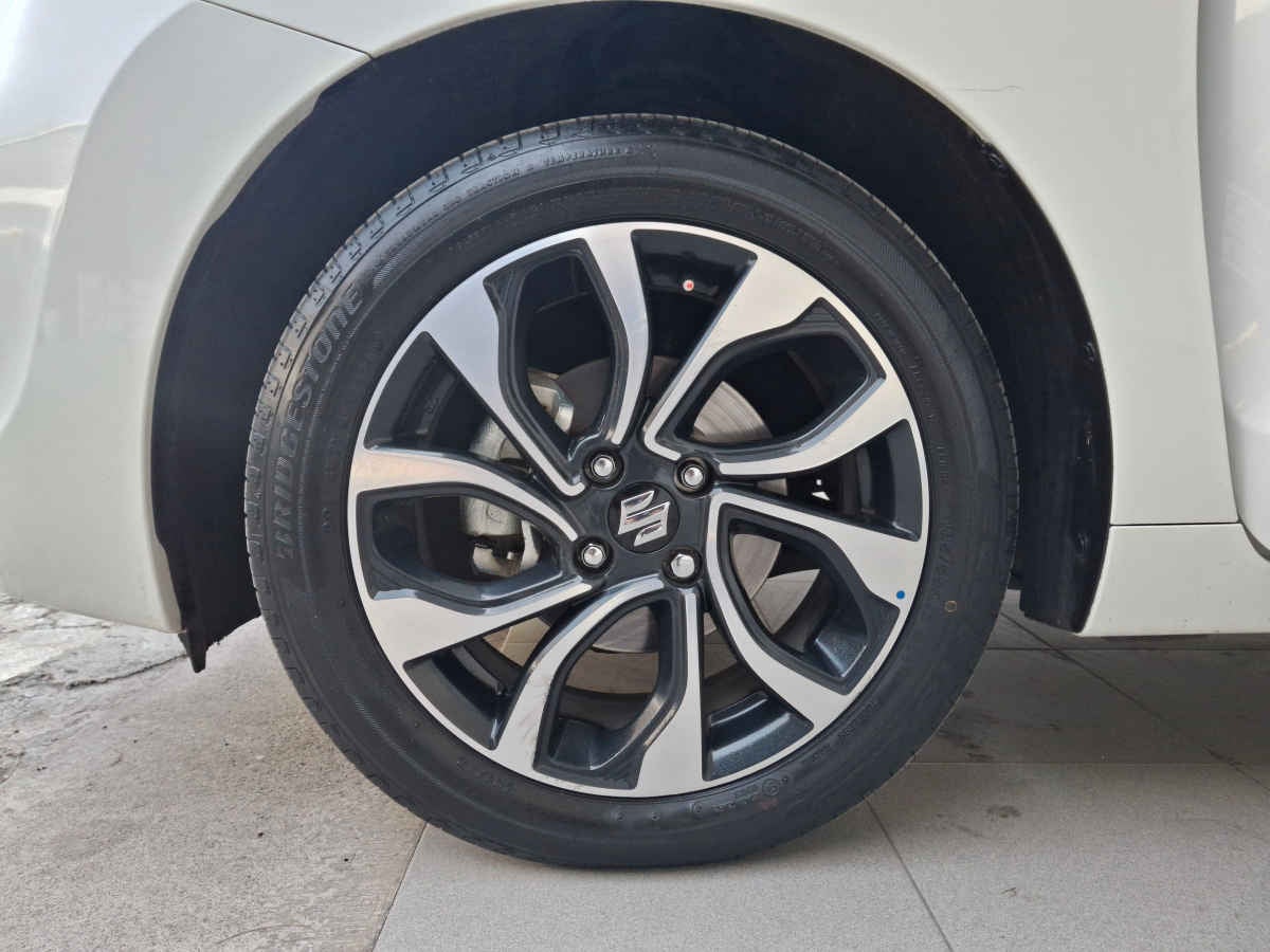 2022 Suzuki Baleno 5p GLE Plus L4/1.4 Aut