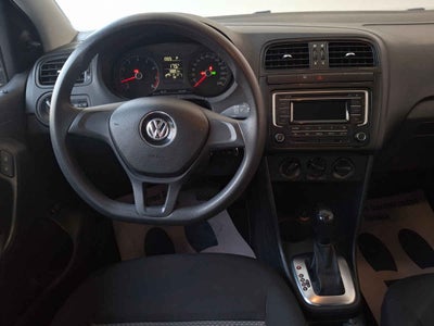 2019 Volkswagen Vento 4p Starline L4/1.6 Aut