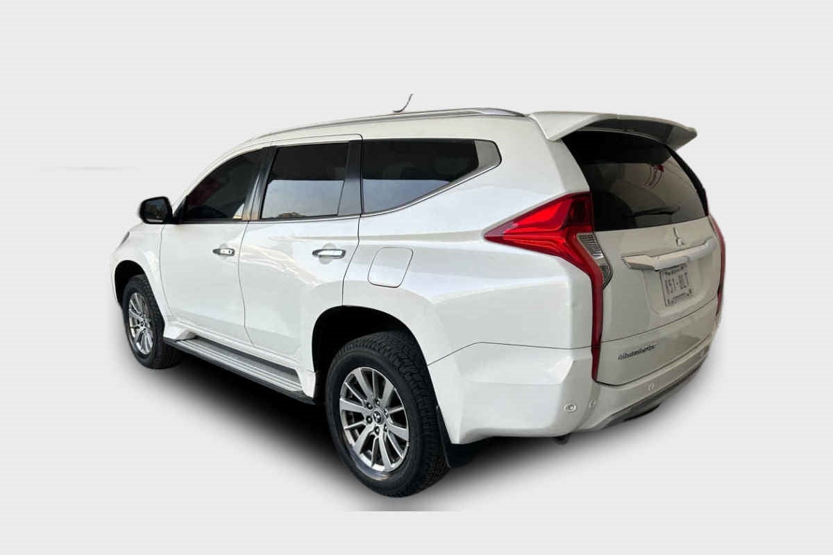 2019 Mitsubishi Montero 5p Sport Advance V6/3.0 Aut