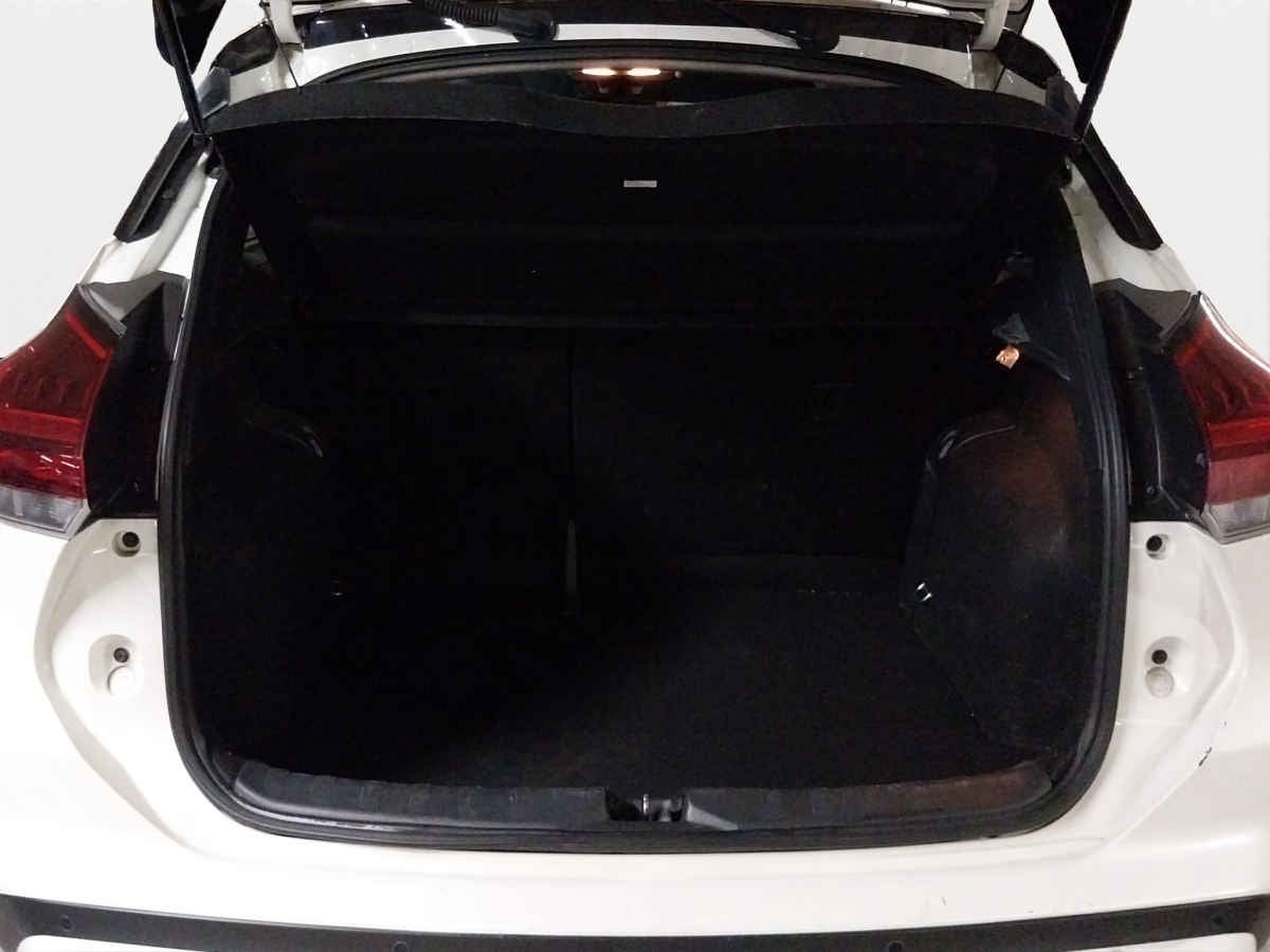 2024 Nissan Kicks 5p Platinum e-Power HEV L3/1.2 Aut