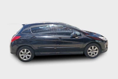 2013 Peugeot 308 5p L4 1.6 aut