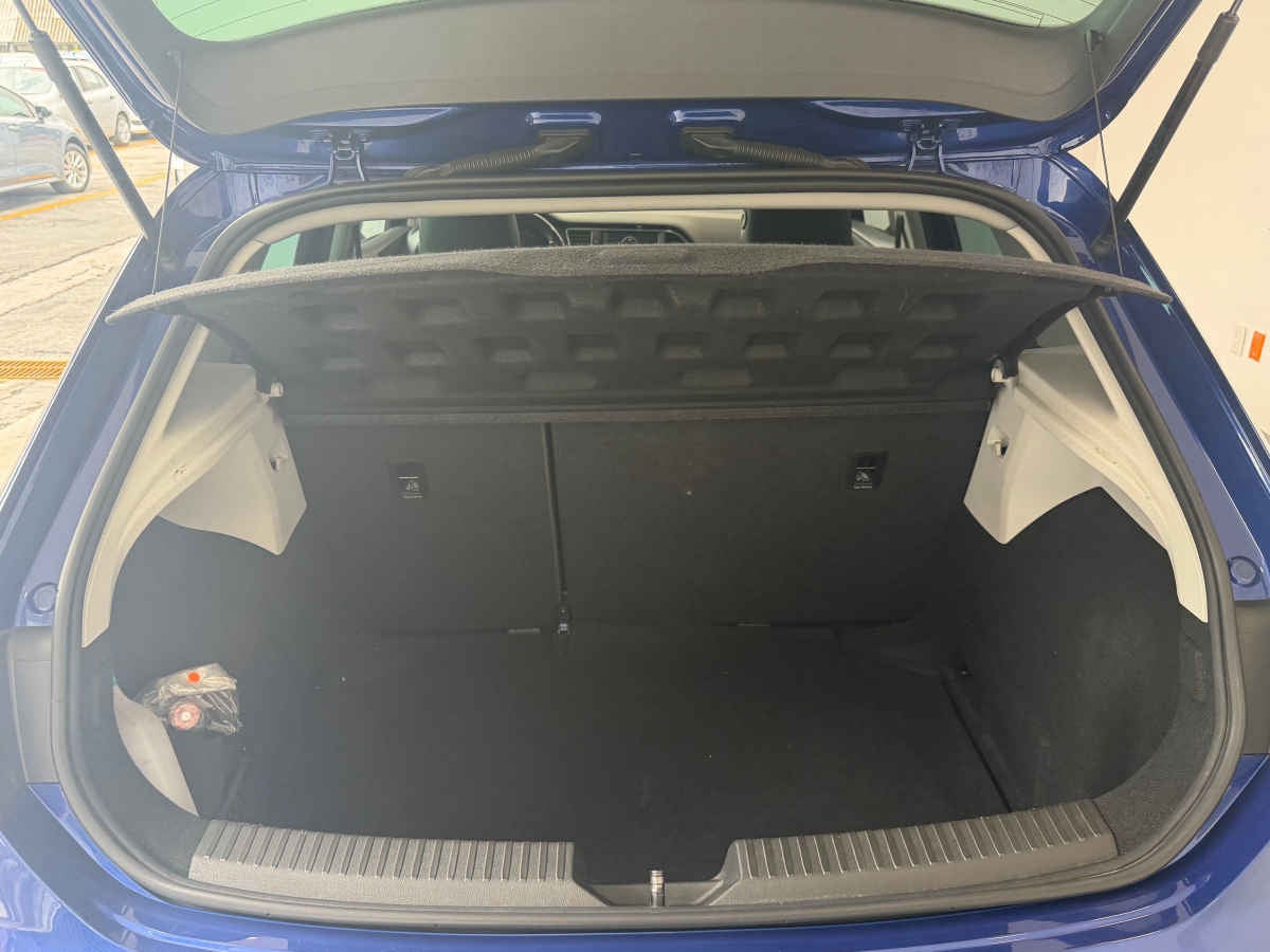 2019 Seat Leon 5p FR L4/1.4/T Aut